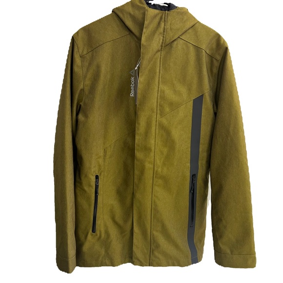 NWT REEBOK 3-1 TECH JACKET TO TACKLE WIND RAIN AND COLD IN SIZE SMALL MEN HOODED - Picture 2 of 12